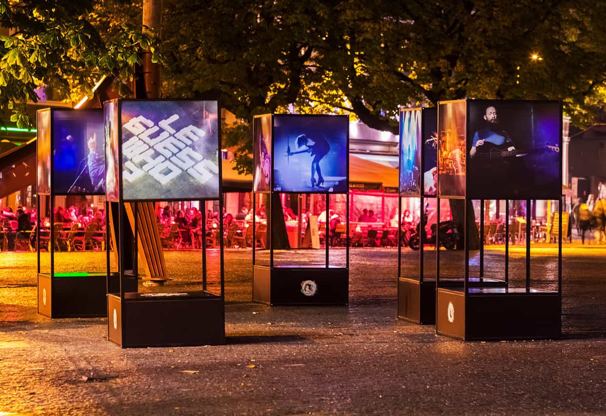 city signing le guess who festival